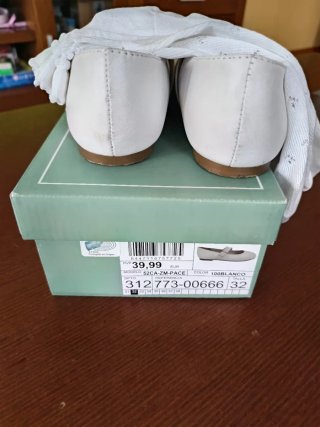 Zapatos de comunión blancos talla 32
