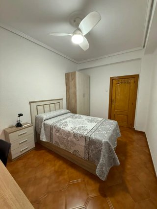 Se alquila piso para compartir estudiante