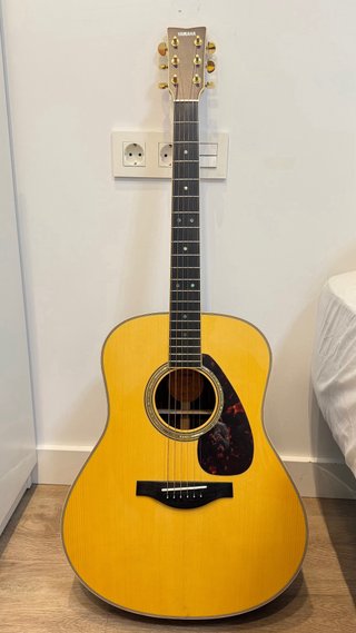 Guitarra Yamaha ll16 Acústica