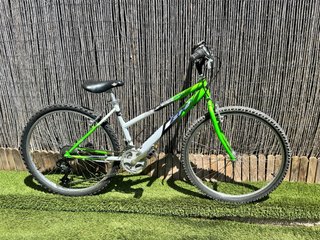 Bicicleta BH 26”