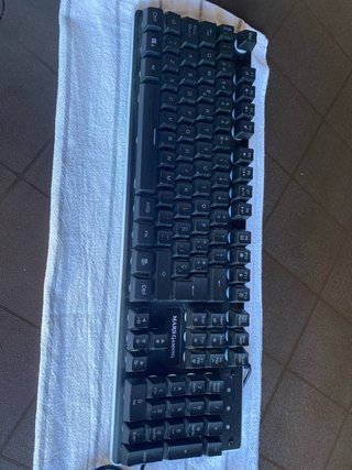 Teclado Mars Gaming y raton Logitech