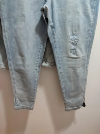 Conjunto tejano chaqueta y pantalón T.48