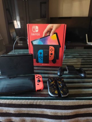 Nintendo Switch OLED Azul/Rojo