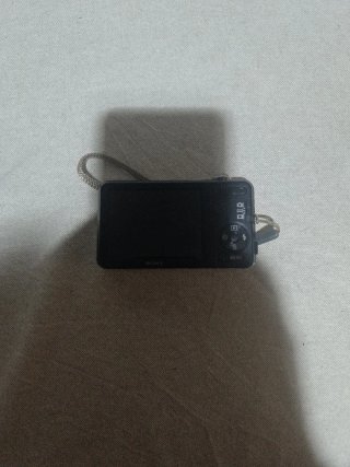 Sony Cyber-shot Plata. Steadyshot DSC-W710.