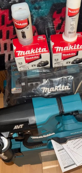 Taladro Percutor Makita DHR281ZJ AVT