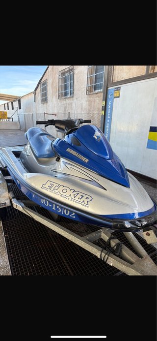Moto de agua Sea-Doo bombardier RX