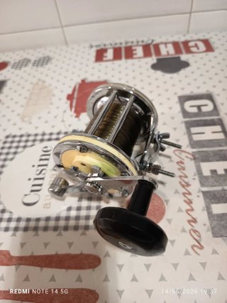 Carrete de pesca Mitchell 624