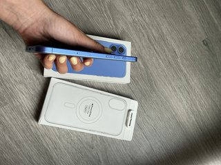 iPhone 16 Plus Azul + Funda Transparente original