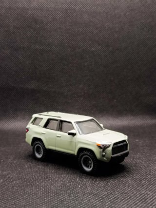 Hot Wheels Toyota Land Cruiser + Remolque