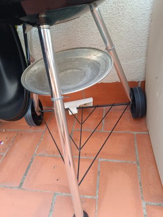 Barbacoa Weber Negra y Plateada