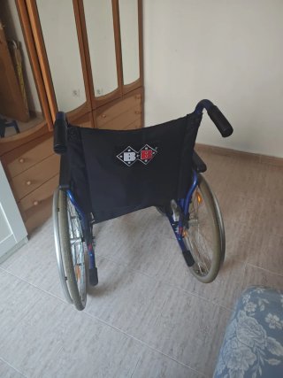 Silla ruedas, fajas, tabla, cuña, preguntar