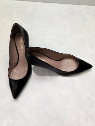 Zapatos tacón Martinelli negros T.39