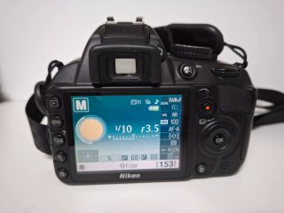 Cámara Nikon D3100 + Accesorios con 4100 disparos.