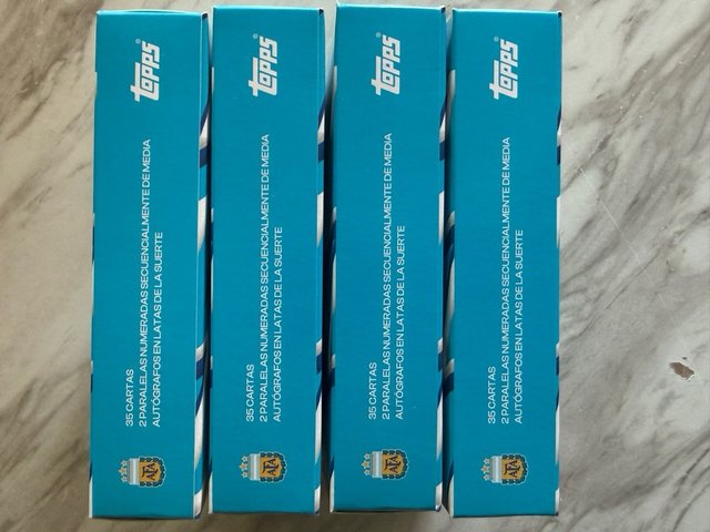 Topps Collector Tin Argentina 2026