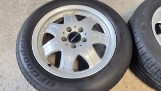4 Llantas Mercedes con Neumáticos