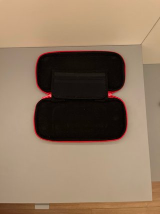 Funda Nintendo Switch Roja