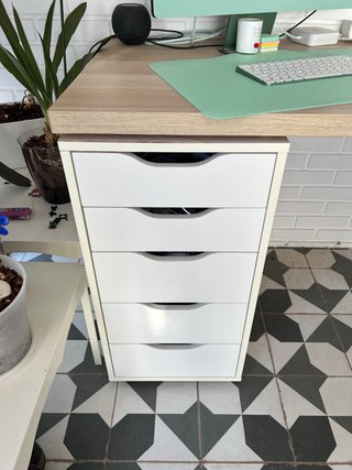 Escritorio de madera