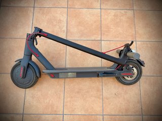 Patinete Eléctrico Xiaomi M365 Pro Negro