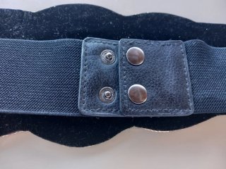 Cinturón elástico bordado con cuentas