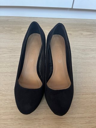 Zapatos de tacón negros terciopelo