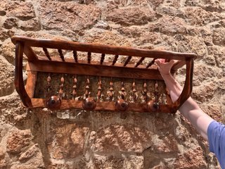 Perchero de madera rústico