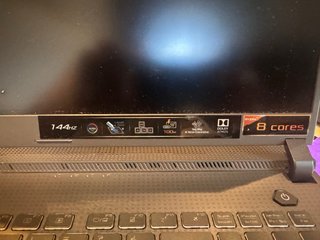 ASUS ROG Strix G17 Ryzen 7 RTX 3050 (Reparar)