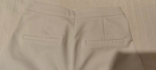 Conjunto top fucsia y pantalón blanco