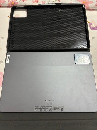 Tablet Lenovo Tab M11 con funda