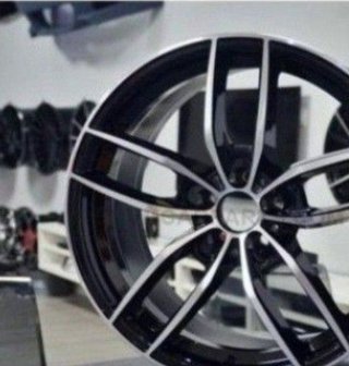Juego de 4 Llantas 18 STAR BLK VW039