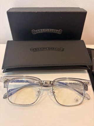 Gafas estilo Chrome Hearts Grises y Plateadas