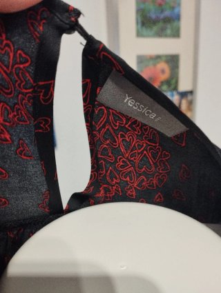 Camisa de raso con estampado de corazones