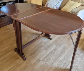 Mesa de comedor extensible madera.