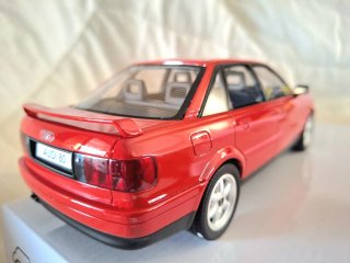Audi 80 Quattro Rojo Otto 1:18