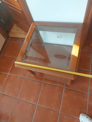 Mesa auxiliar madera y cristal