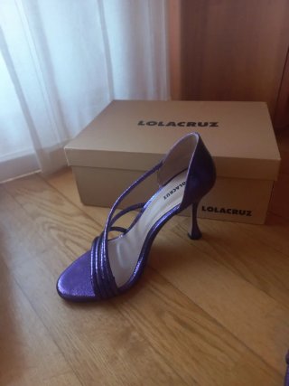 Zapatos LOLACRUZ violetas