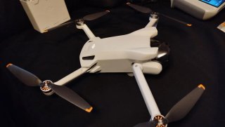 Dron DJI Mini 3 Fly More Combo