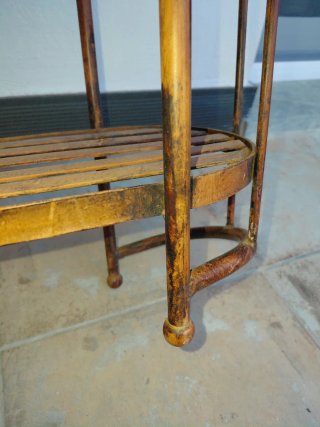 Estantería de forja de pared