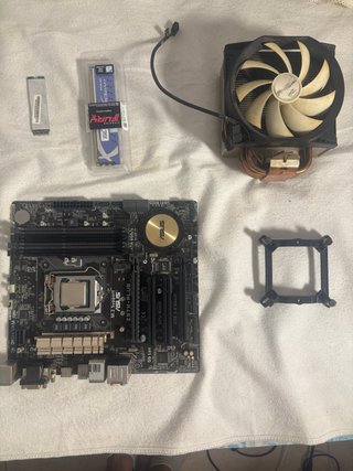 Placa Base ASUS Z97M-PLUS con CPU, RAM y M.2