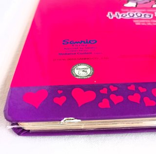 Libro Puzle Los Mejores Recuerdos de Hello Kitty