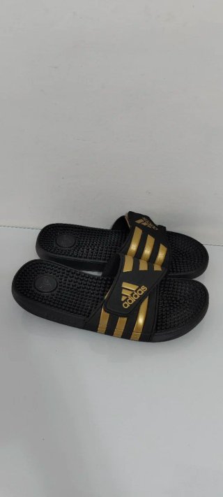 Chanclas Adidas Negro y Dorado
