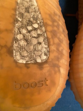 Adidas Yeezy Boost 350 V2 Clay.