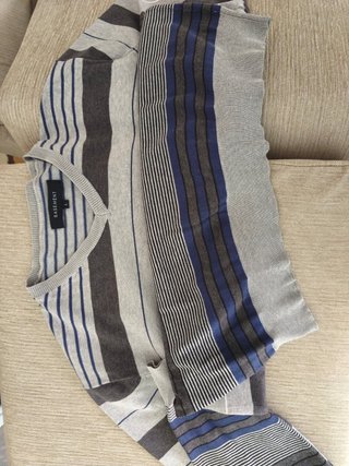 Jersey BASEMENT cuello pico rayas L