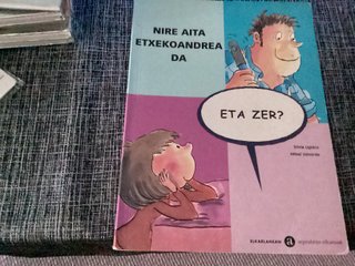 Nire aita etxekoandrea da, eta zer?
