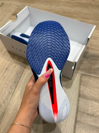 Nike Vaporfly Next %4