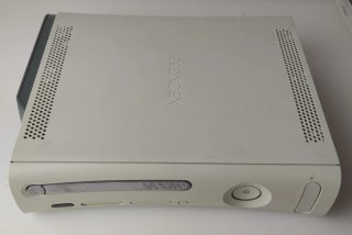 Xbox 360 Blanca de Microsoft 60 GB con accesorios