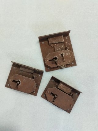 3 Cerraduras Antiguas para Restauración
