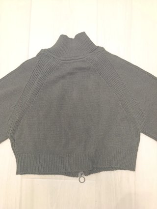 Jersey corto negro con cremallera