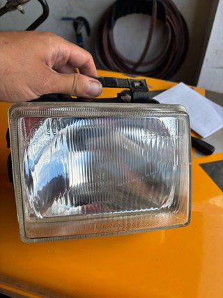 Faros Opel Corsa A  mk1 de 1990 marca denyi