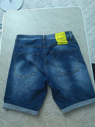 Pantalón corto vaquero hombre