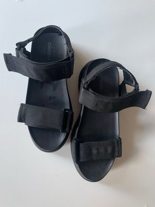 Sandalias negras plataforma